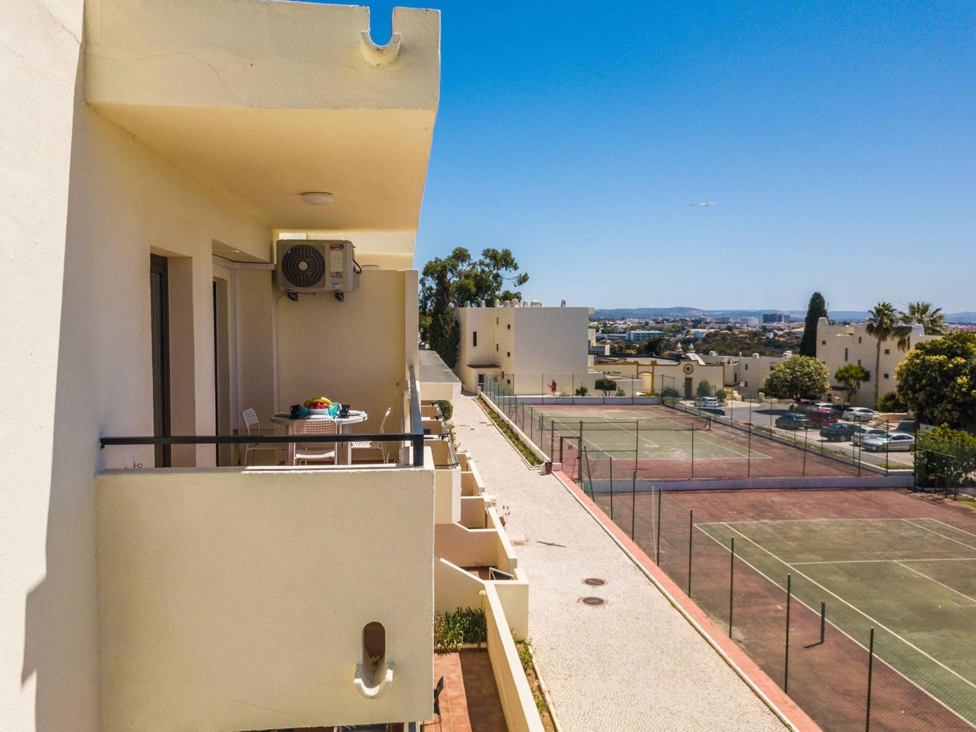 White T1 - Ocean View Apartman Albufeira Kültér fotó